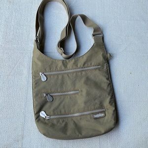 Baggallini bags